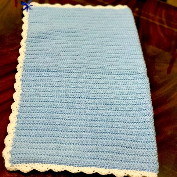 Handmade Crochet Nursing Blanket - Picture 2 of 4